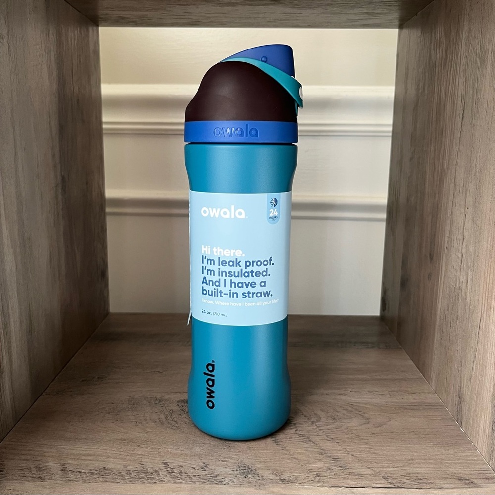 Owala Teal 24oz FreeSip Water Bottle